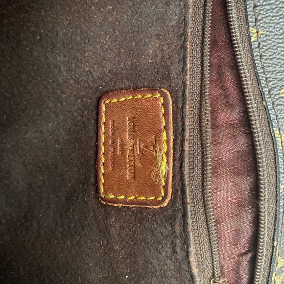 Cartouchier Monogram GM - Picture 13 of 14